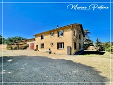 Dpt Gers (32), à vendre proche de VIC FEZENSAC maison P5 de 200 m² - Terrain de 3 920,00 m² 