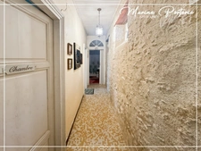 Maison en pierre de plain-pied, au bord de la Baïse