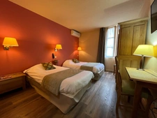 Fonds de commerce d'Hôtel-Restaurant à vendre CORMATIN (71)