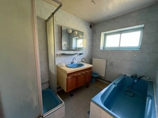 House for sale in SIMANDRE (71) with 5 rooms on a plot of 9924m²