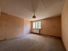 House for sale in SIMANDRE (71) with 5 rooms on a plot of 9924m²