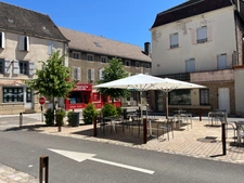 Local tous commerces avec possibilité d’acquérir les murs à MERCUREY (71)