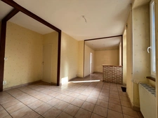 Maison à vendre 2 pièces CUISERY (71) avec cour et jardin