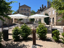 Local tous commerces avec possibilité d’acquérir les murs à MERCUREY (71)