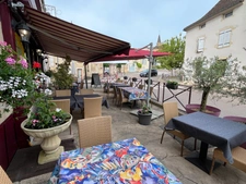 Fonds de commerce de restaurant - bar, à vendre SAINT DESERT (71)