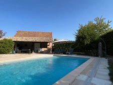 Maison à vendre 10 pièces au coeur de CUISERY (71), avec piscine