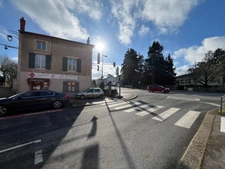 Fonds de commerce de pizzas à emporter à TOURNUS (71) le long de la RN6