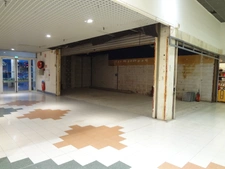 Dpt Saône et Loire (71), à vendre CHALON SUR SAONE Local commercial emplacement N°1