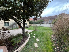 House for sale in Chalon-sur-Saône (71) with 5 rooms and garden