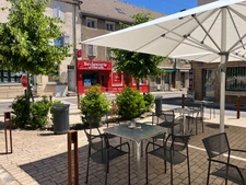 Local tous commerces avec possibilité d’acquérir les murs à MERCUREY (71)