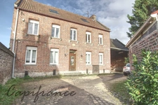 Immeuble à Douai (59), maison individuelle, 148m² , 3 chambres, parking, dépendances et terrain 1400m²!