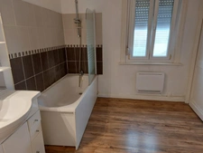  à louer à SIN LE NOBLE (59), appartement de type 2, 1 chambre , 60m²! 