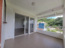 APPARTEMENT T2 AVEC GRANDE TERRASSE À RÉMIRE-MONTJOLY