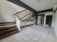 Immeuble commercial r+2 - Cayenne Centre Ville