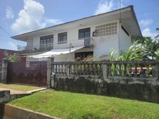Maison T6 R+1 avec garage sur terrain de 746 m² – Cayenne