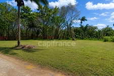 Terrain constructible de 1008 m² à vendre à Sainte Agathe - MACOURIA (973)