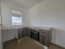 APPARTEMENT T2 AVEC GRANDE TERRASSE À RÉMIRE-MONTJOLY