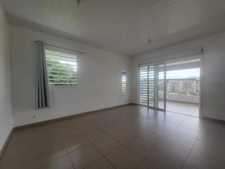 APPARTEMENT T2 AVEC GRANDE TERRASSE À RÉMIRE-MONTJOLY