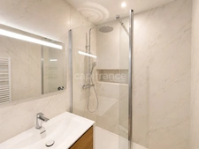 Paris 8e – Arc de Triomphe, Friedland | 2 pièces de 60 m², au charme haussmannien, lumineux et entièrement rénové