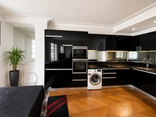 PARIS 17ᵉ – APPARTEMENT HAUSSMANNIEN FAMILIAL T4 AU CŒUR DE LA PLAINE MONCEAU