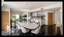 6-room apartment for sale in LE PLESSIS ROBINSON (92)