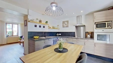 Moyen : Maison à vendre 5 pièces, terrasse & sous-sol - Visite virtuelle sur demande 