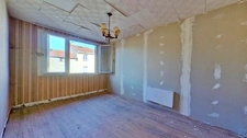 Lunéville centre : Appartement T4 à renover avec un lot de cave - Visite virtuelle sur demande 