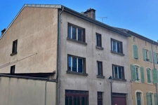 Lunéville centre : Appartement T4 à renover avec un lot de cave - Visite virtuelle sur demande 