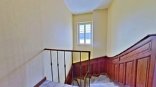 Toul (Cathédrale) : Duplex de 5 pièces principales ; 102 m2 Carrez, cave et grenier - Visite virtuelle sur demande 