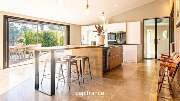 Maison à vendre 10 pièces SAINT MARC JAUMEGARDE - Visite virtuelle sur demande 