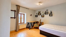 Moyen : Maison à vendre 5 pièces, terrasse & sous-sol - Visite virtuelle sur demande 
