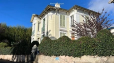 Nice (06), Parc Impérial, 9 pièces principales, jardin, garage et dépendances 