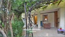 Maison de village, terrasses et cour privative à vendre 5 pièces SAINT THIBERY (34)
