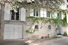 À VENDRE - Maison de ville T4 avec cour intérieure et dépendances – Bourg-Saint-Andéol (07700)