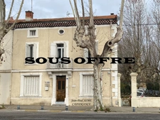 Maison à vendre 7 pièces PONT SAINT ESPRIT (30) Maison de ville mitoyenne sur terrain de 458 m² 