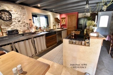 GARD - PROPRIÉTÉ DE CARACTÈRE – DEUX MAISONS EN PIERRE – VILLAGE CLASSÉ – RIVIERES (30)
