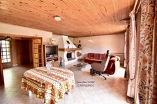 Dpt Gard (30), à vendre SAINT JULIEN DE PEYROLAS maison P5 de 160 m² - Terrain de 2 428,00 m² - Plain pied