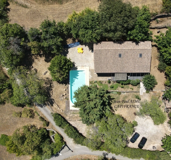 À Vendre – Gard Rhodanien -  SALAZAC Maison de Charme d'environ 200 m2 avec Piscine sur un terrain de 2079 m2