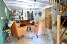 GARD - PROPRIÉTÉ DE CARACTÈRE – DEUX MAISONS EN PIERRE – VILLAGE CLASSÉ – RIVIERES (30)