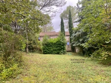 À Vendre : Charmante Maison en Pierre T7 avec Piscine et dépendances sur 2,8 Hectares à Saint Paulet de Caisson (Gard)