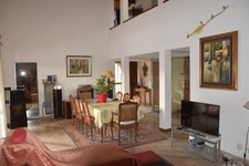 Dpt Gard (30), à vendre BAGNOLS SUR CEZE maison d'architecte de 200 m² avec piscine couverte et aménagements indépendants pour profession libérale.- Terrain de 1 268,00 m² 