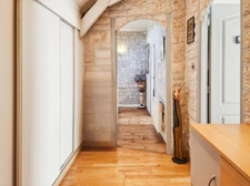 Maison de village bio climatique + grange + cour + jardin