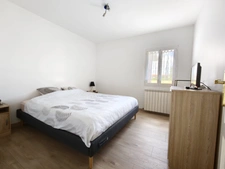 House for sale, 8 rooms, MONSEGUR (64)