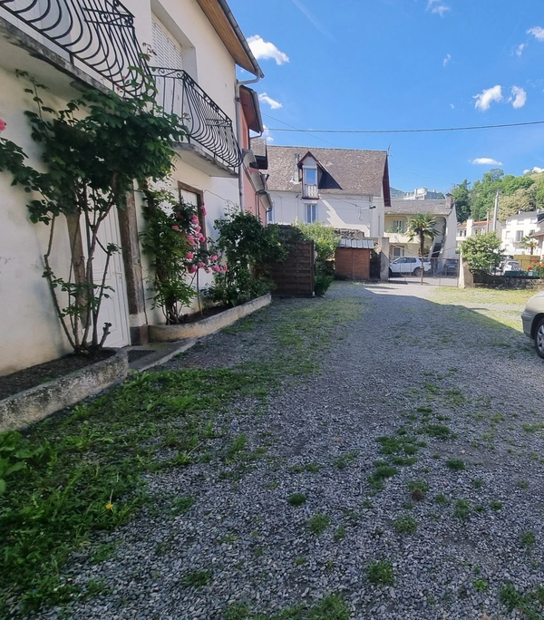 Immeuble à vendre ARGELES GAZOST (65)