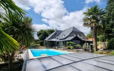 Dpt Hautes Pyrénées (65), à vendre proche de TARBES maison P8 de 220 m², 4 chambres - Terrain de 4 395,00 m² 