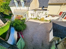 Maison de village bio climatique + grange + cour + jardin