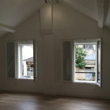 Appartement à vendre 1 pièces PONTOISE (95) centre historique.