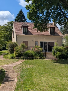 Maison à vendre 6 pièces  à EPIAS RHUS (95) avec vue sur la campagne  Site classé du Vexin – Grande terrasse – Terrain piscinable – Dépendance