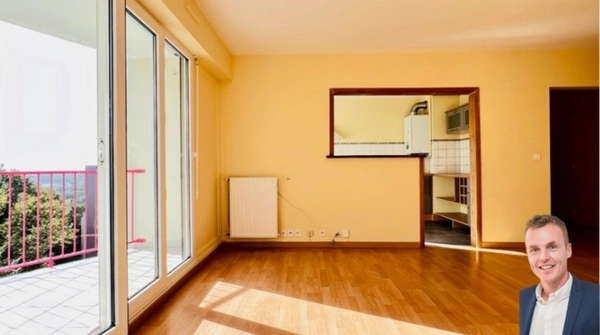 QUIMPER (29), à vendre QUIMPER appartement T4 de 80 m² habitable. 