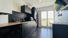 Quimper Ouest - Appartement T4 de 78 m² habitable - 1 loggia - avec vue panoramique sur la rivière de l’Odet - Une terrasse - Cave.
